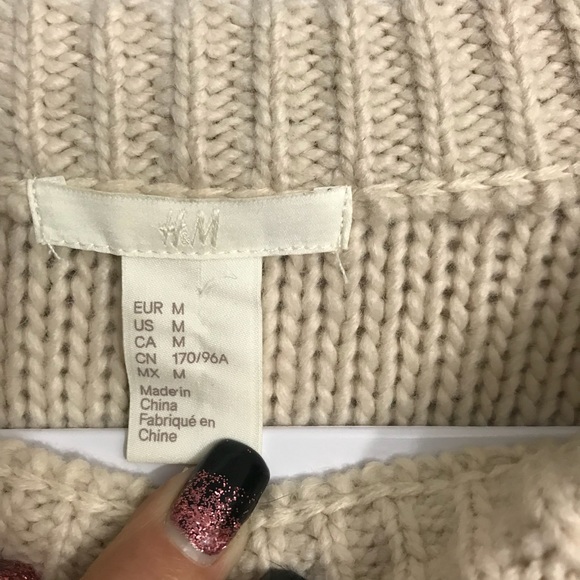 H & M Chunk Cable Knit Sweater Split Sleev… - Picture 6 of 7